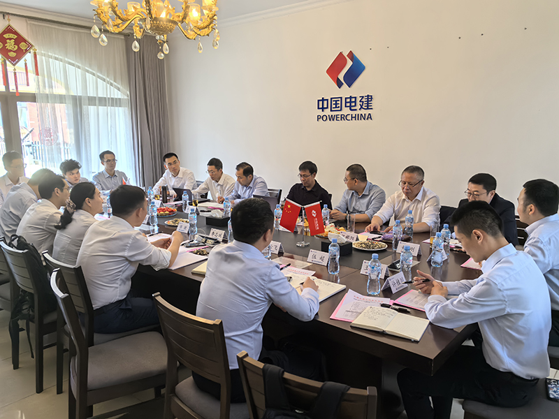 中西非區域總部青年員工座談會.jpg